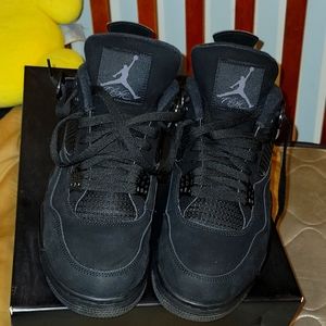 Jordan 4 black cat